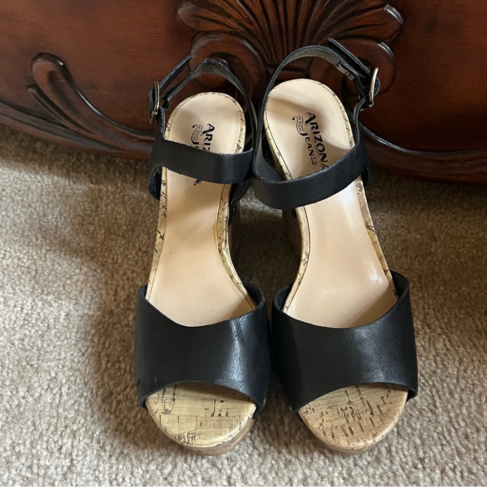 Black Wedges - Picture 3 of 3